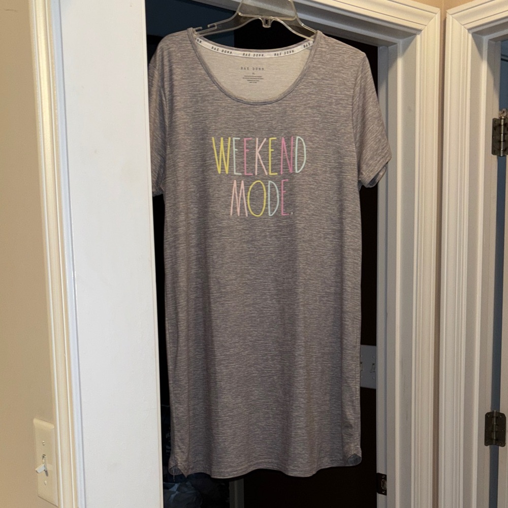 Rae Dunn super soft sleep shirt never worn Size XL super soft